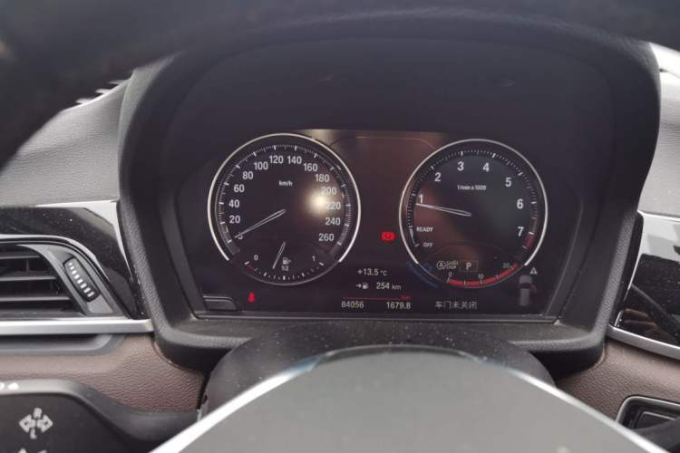 Used BMW X1 2020 sDrive25Li Leading Model
