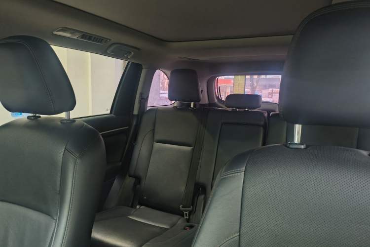 Used Toyota Highlander 2018 2.0T Four-Wheel Drive Luxury Version 7 Seats China VI Standard