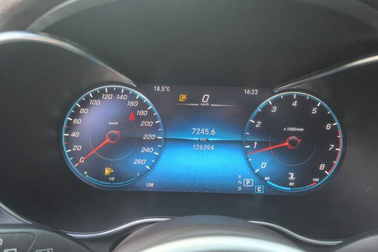 Used Mercedes-Benz GLC 2020 Facelift GLC 260 L 4MATIC Luxury Edition
