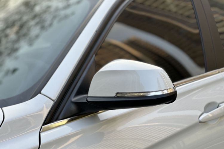 Used BMW 3 Series 2017 318i Fashion Model
