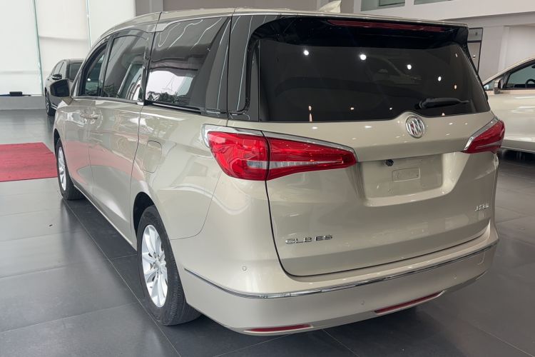 Used Buick GL8 2017 ES 28T Comfort Model China V Standard
