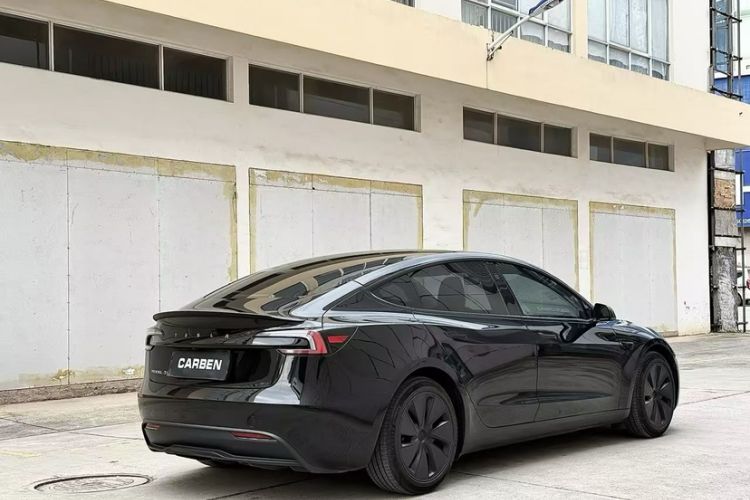 Used Tesla Model 3 2023 Long-Range All-Wheel-Drive Version
