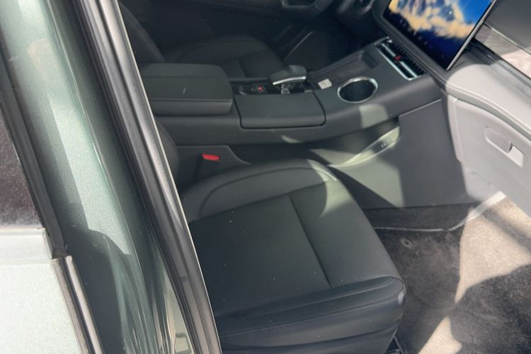 Used Hima AITO M5 2022 Extended-Range Four-Wheel Drive Performance Version
