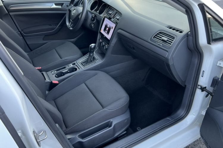 Used Volkswagen Golf 2015 1.6L Automatic Fashion Model