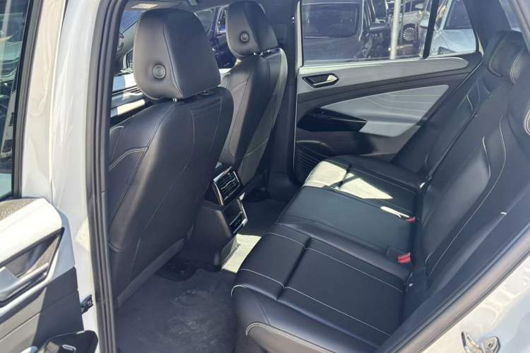 Used Volkswagen ID.4 X 2024 Pure & Smart Edition