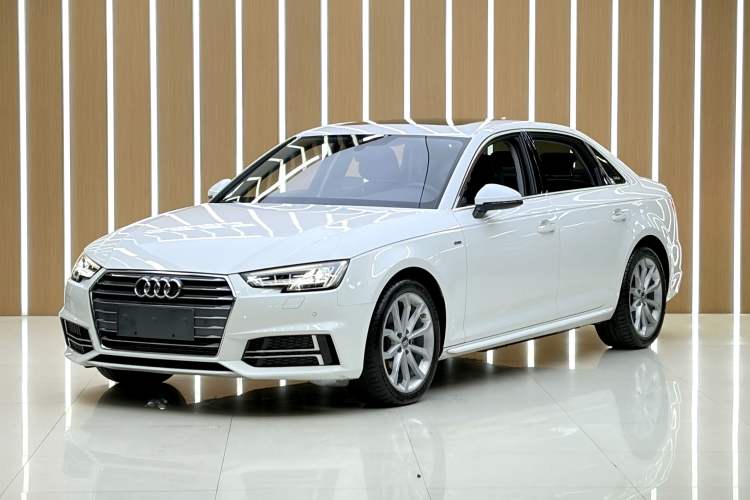 Used Audi A4L 2018 30th Anniversary Edition 40 TFSI Fashion Model