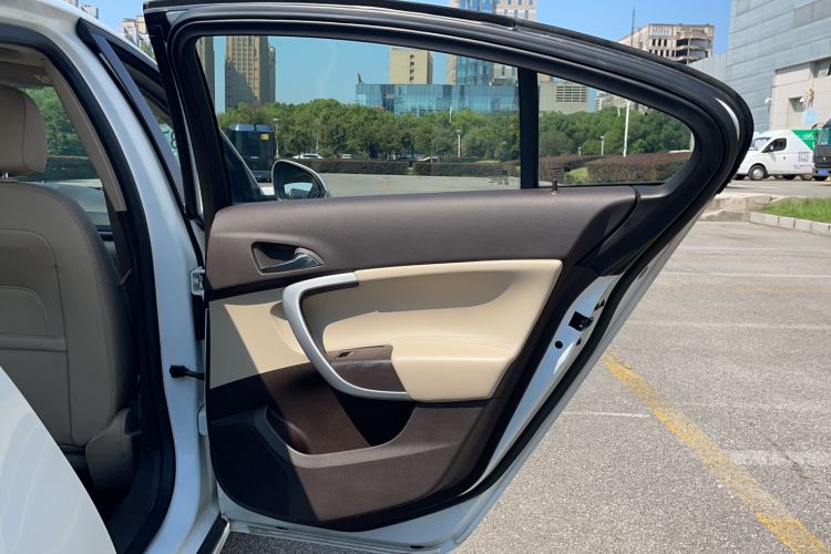 Used Buick Regal 2014 2.0L Leading Fashion Edition
