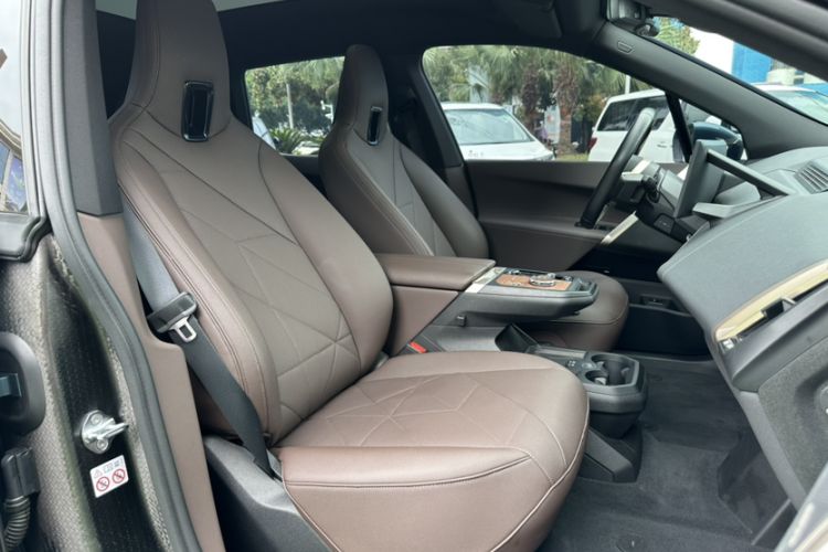 Used BMW iX 2022 xDrive40
