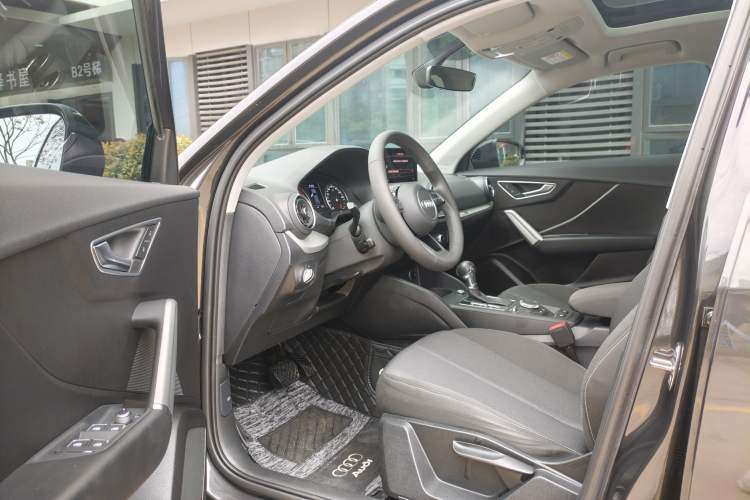 Used Audi Q2L 2020 35 TFSI Ambition Dynamic Edition