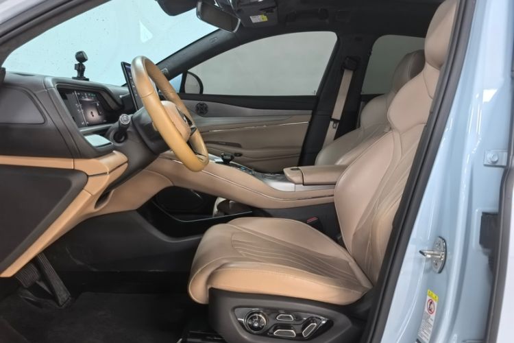 Used Denza N7 2023 with Ultra-Long Range