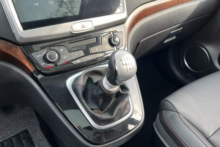 Used Haval H6 2014 Sport Version 1.5T Manual Two-Wheel Drive Elite Edition