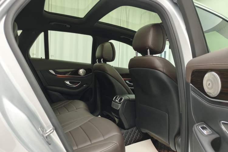 Used Mercedes-Benz GLC 2018 Facelifted GLC 260 4MATIC Dynamic Edition
