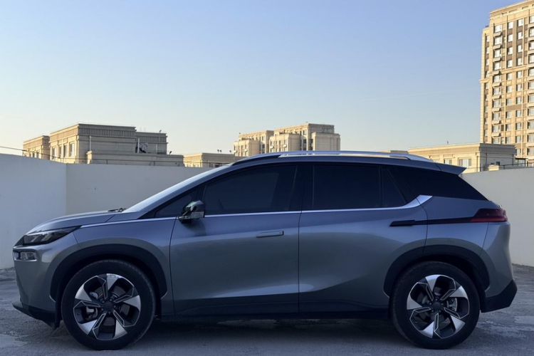 Used AION V 2022 Plus 80 Executive Edition Ternary Lithium