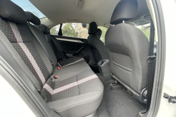 Used Volkswagen Lamando 2019 230TSI DSG Fashion Edition China VI