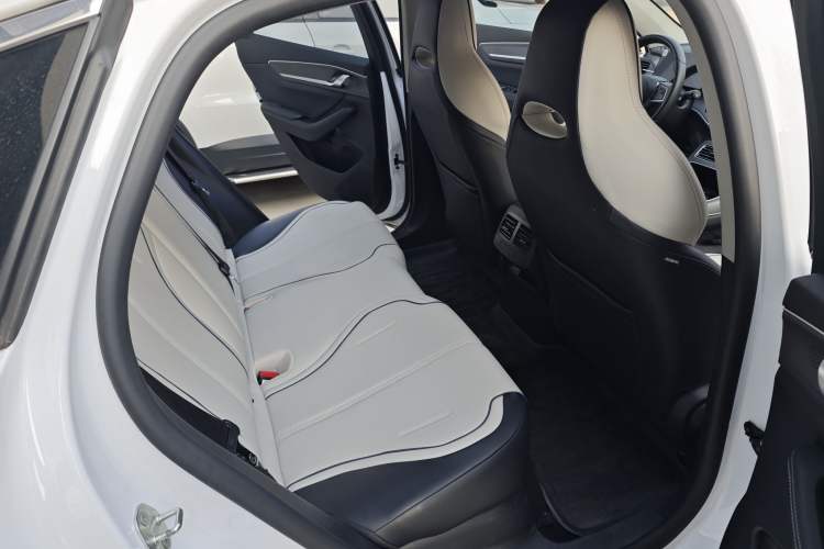 Used BYD Destroyer 05 2024 HONOR Edition DM-i 55KM Luxury Model