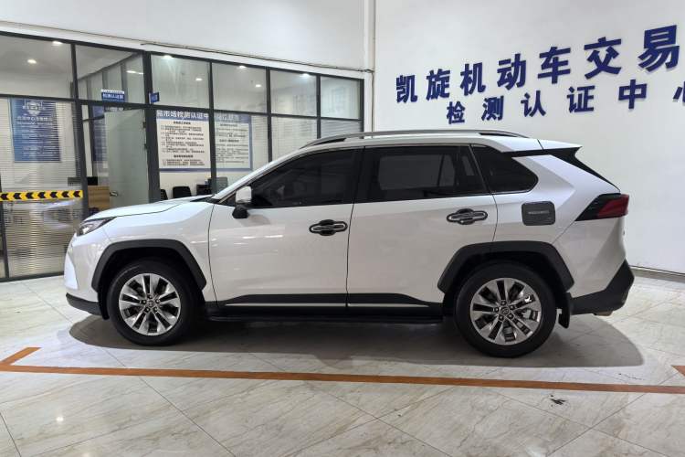 Used Toyota Wildlander 2022 2.0L CVT Four-Wheel Drive Luxury Edition
