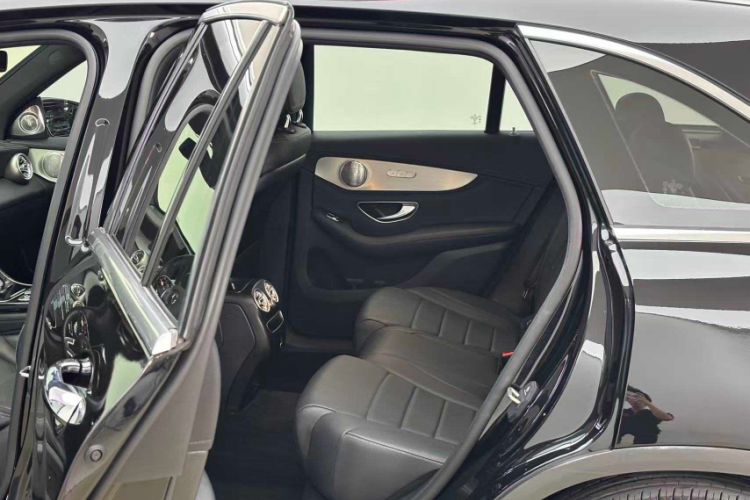 Used Mercedes-Benz GLC 2020 GLC 260 L 4MATIC Dynamic Model