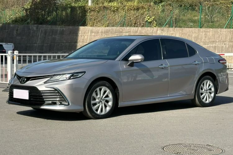 Used Toyota Camry 2021 2.0G Luxury Edition