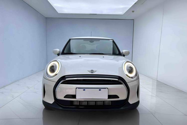 Used  MINI 2023 1.5T ONE
