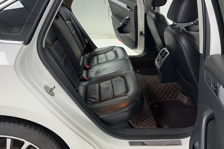 Used Volkswagen Passat 2014 1.8TSI DSG Prestige Navigation Edition
