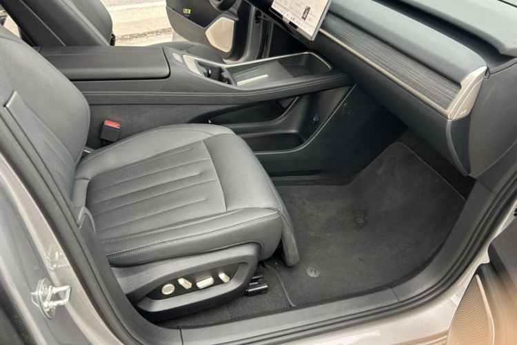 Used ONVO L60 2024 60 kWh Rear-Drive Version