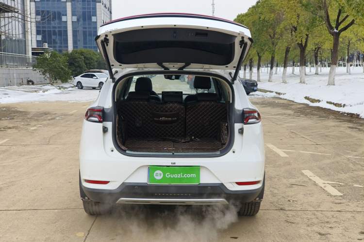 Used BYD Tang 2018 2.0T Automatic SmartConnect Prestige 7-Seater China V Standard