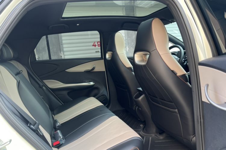 Used BYD Dolphin 2024 Honor Edition 420km Fashion Version
