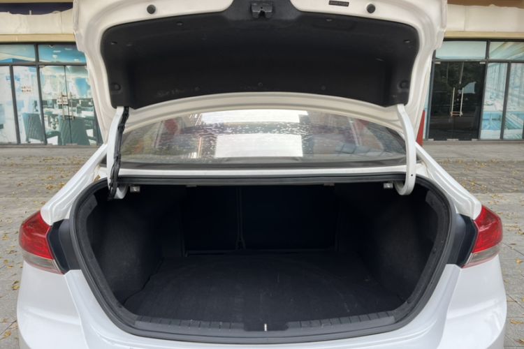 Used Hyundai Elantra (6th Generation / Lingdong) 2019 1.4T Dual-Clutch Xuan Dong · Dynamic Model
