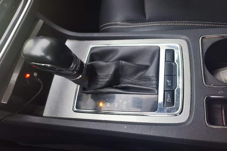 Used Roewe i6 2017 20T Automatic Internet Smart Edition