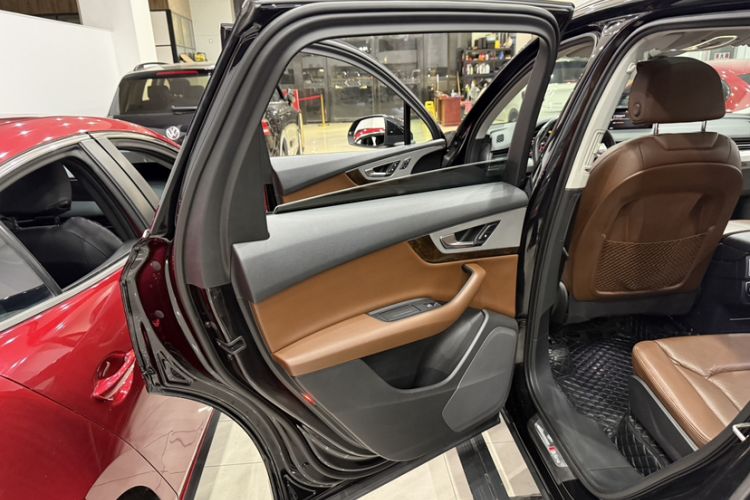 Used Audi Q7 2016 45 TFSI Technology Edition
