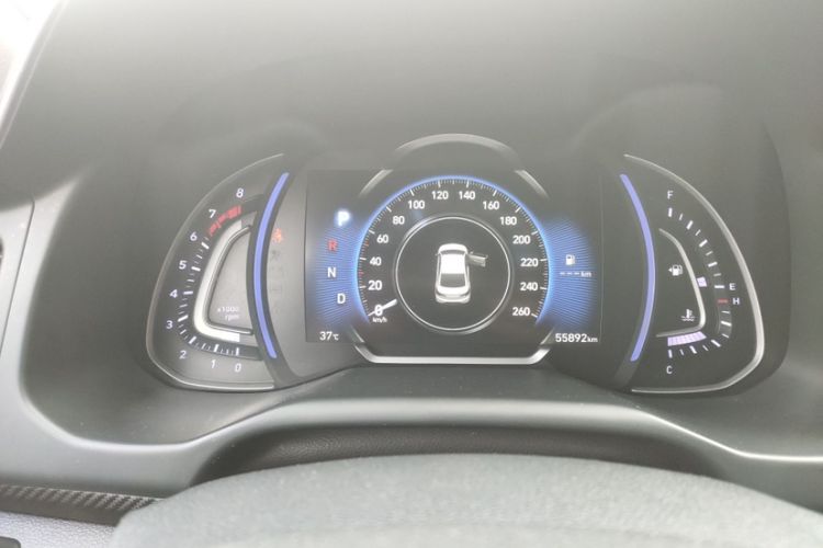 Used Hyundai Elantra 2019 1.4T Dual-Clutch Xuan Dong · Dynamic Model
