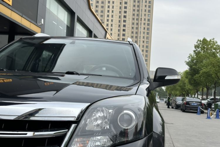 Used Haval H5 Classic 2015 2.0L Manual Two-Wheel Drive Entry-Level Trim
