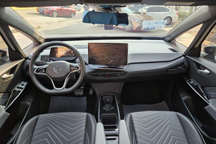 Used Volkswagen ID.3 2025 Smart Edition Outstanding Model
