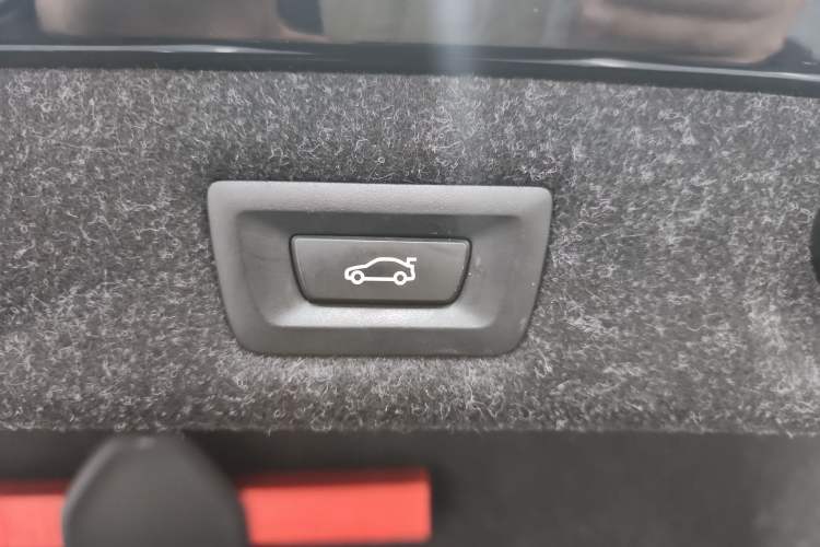 Used BMW 5 Series 2022 Second Facelift 525Li M Sport Package
