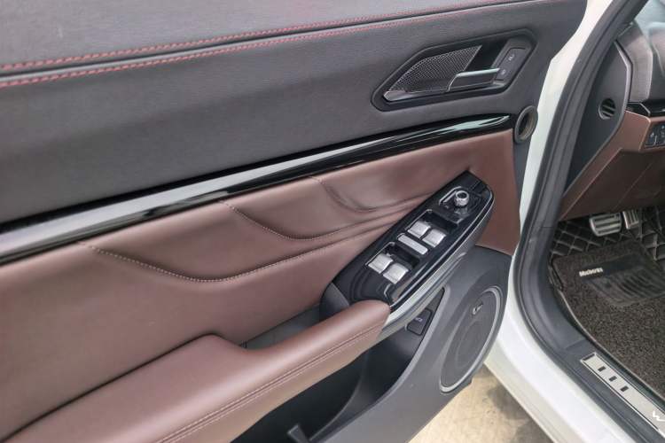 Used Wey VV5 2017 2.0T Flagship Edition
