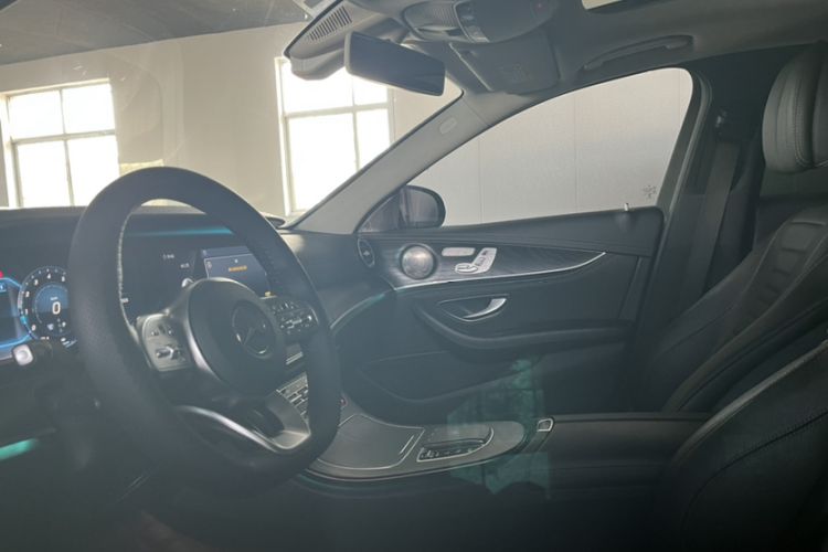 Used Mercedes-Benz E-Class 2019 E 300 L Sporty and Stylish Model
