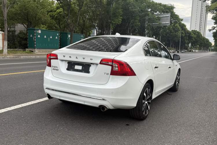 Used Volvo S60 2019 S60L Facelift T5 Intelligent Advanced Edition
