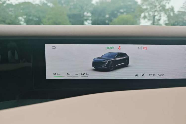 Used  07 2024 Pro+ All-Electric Version
