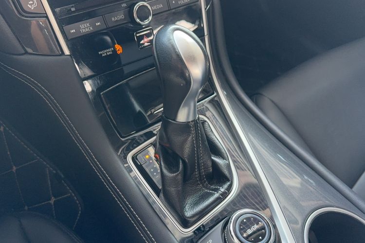 Used Infiniti Q50L 2015 2.0T Comfort Edition
