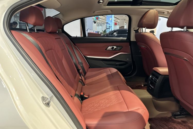 Used BMW 3 Series 2025 330Li M Sport Shadowline Package