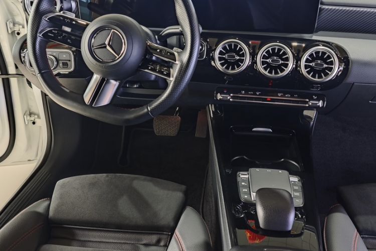 Used Mercedes-Benz A-Class 2023 A 200 L Fashion Model
