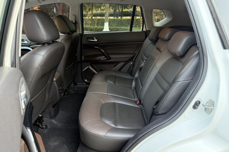 Used GAC Trumpchi GS4 2017 235T Automatic Two-Wheel Drive Luxury Smart Connectivity Version