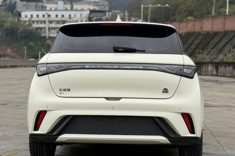 Used BYD Dolphin 2023 420 km Fashion Edition