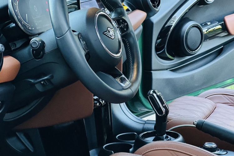 Used  MINI 2022 Updated 2.0T COOPER S Classic Edition
