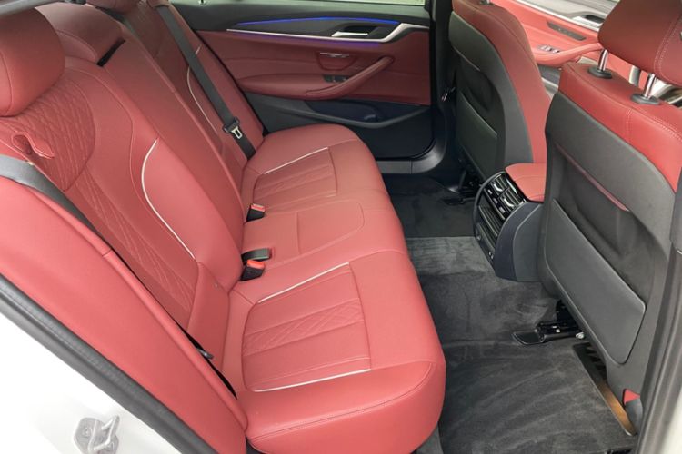 Used BMW 5 Series 2022 Second Facelift 530Li Leading Edition M Sport Package
