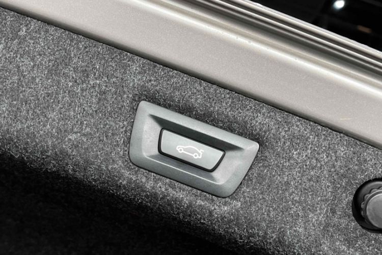 Used BMW 5 Series 2022 Second Facelift 525Li Luxury Package
