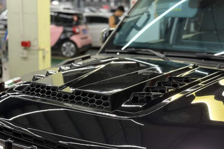 Used Jetour Traveler 2023 2.0T All-Wheel-Drive Crosser
