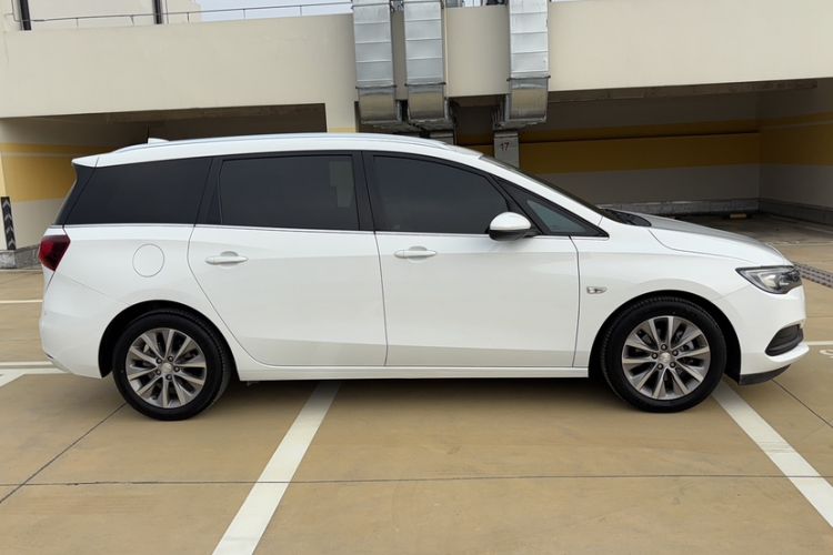 Used Buick GL6 2021 323T Mild Hybrid Connect Luxury Model
