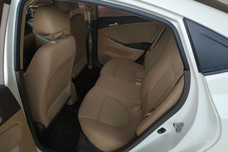 Used Hyundai Verna 2010 Sedan 1.4L Automatic Comfort Model GS
