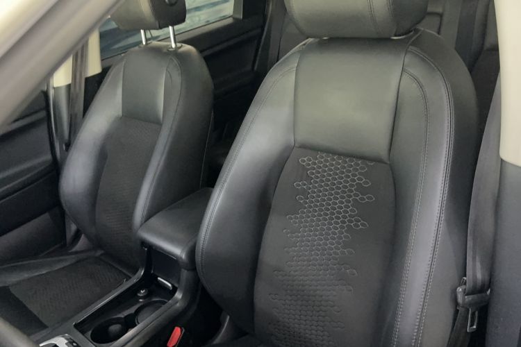 Used Land Rover Discovery Sport 2018 200 PS PURE Edition
